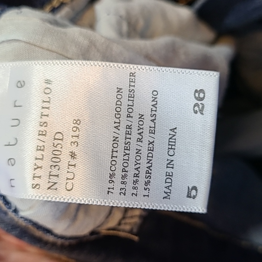 Nature women's skinny jeans size 26. - Picture 6 of 6